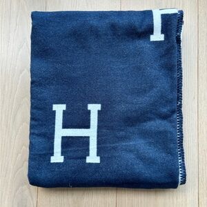COPY - Hermes Avalon Blanket - NWOT